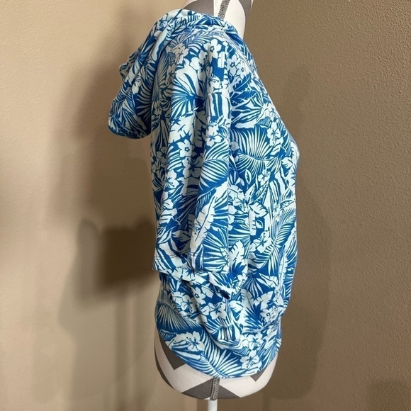 IVORY ELLA Cropped Floral Short Sleeved Hoodie, EUC! - Picture 2 of 8